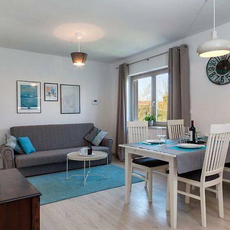Sunsplash Apartments Пула Екстериор снимка
